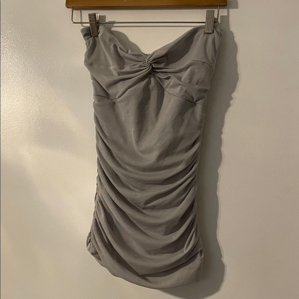 Strapless Ruched Top - Light Gray
